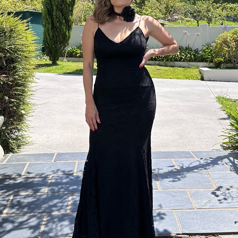 Windsor lace long black formal dress.